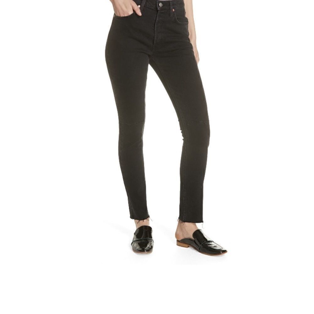 GUC WOMEN’S FREE PEOPLE SIZE 25 BLACK SKINNY JEANS